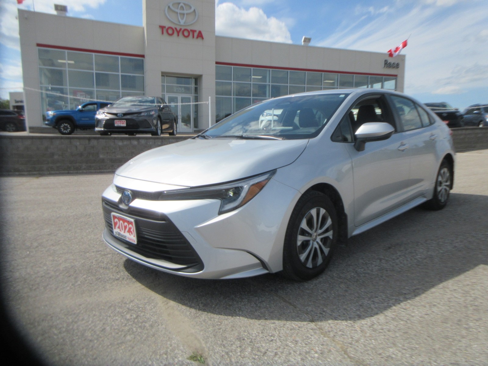 Photo of 2023 Toyota Corolla LE Hybrid for sale at Race Toyota in Lindsay, ON