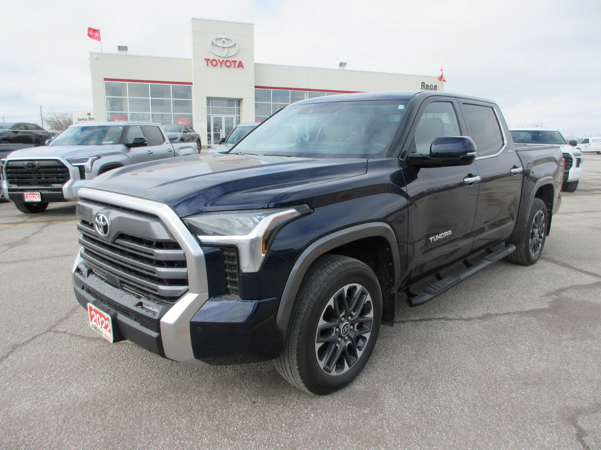 Toyota Tundra Limited CrewMax Cab 4WD 2022