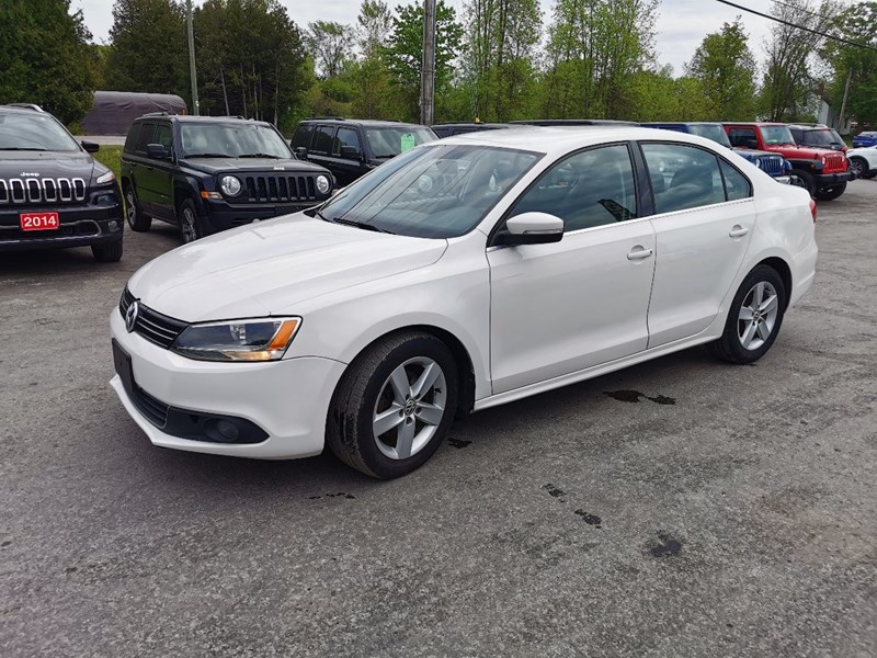 Photo of  2011 Volkswagen Jetta SE  for sale at Patterson Auto Sales in Madoc, ON