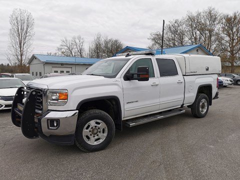 Photo of Used 2018 GMC SIERRA 2500HD SLE  for sale at Patterson Auto Sales in Madoc, ON