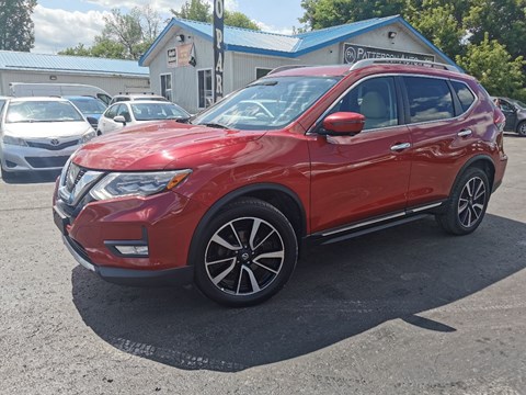 Photo of Used 2017 Nissan Rogue SL AWD for sale at Patterson Auto Sales in Madoc, ON