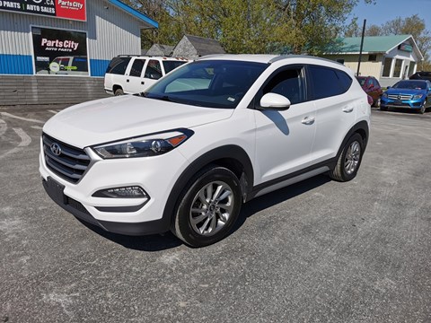 Photo of 2018 Hyundai Tucson SEL AWD for sale at Patterson Auto Sales in Madoc, ON