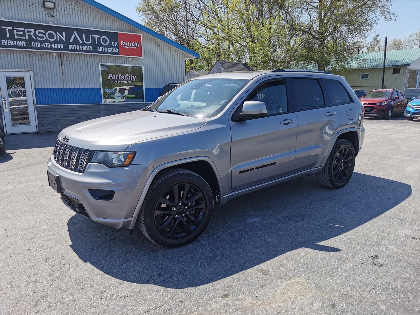Photo of 2021 Jeep Grand Cherokee  Laredo   for sale at Patterson Auto Sales in Madoc, ON