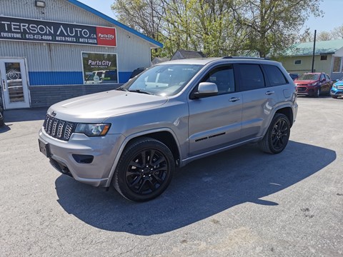 Photo of 2021 Jeep Grand Cherokee  Laredo   for sale at Patterson Auto Sales in Madoc, ON