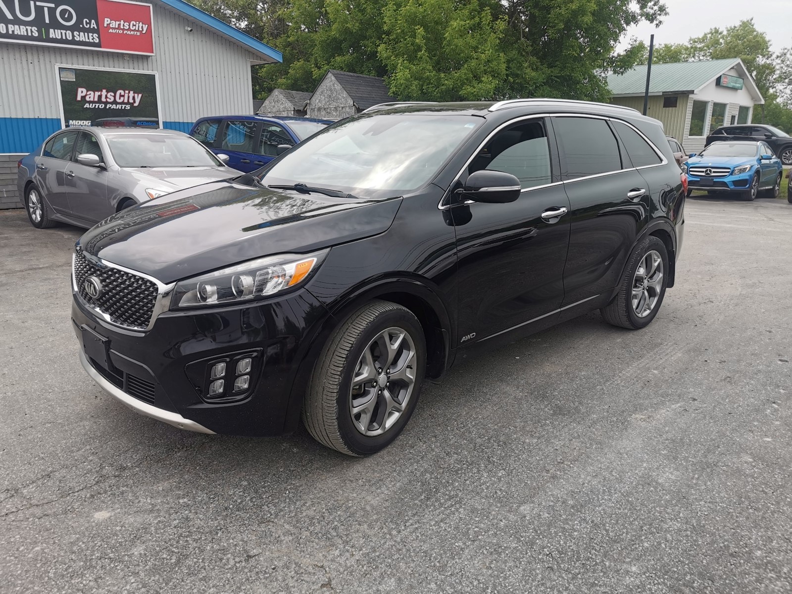 Photo of 2017 KIA Sorento SX V6 for sale at Patterson Auto Sales in Madoc, ON