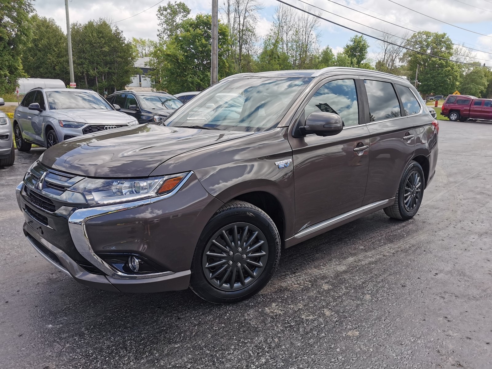 Photo of 2018 Mitsubishi Outlander PHEV GT  for sale at Patterson Auto Sales in Madoc, ON