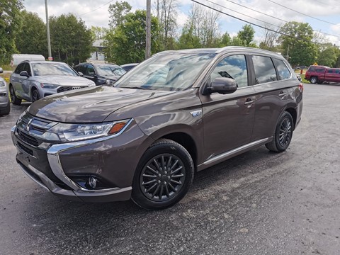Photo of 2018 Mitsubishi Outlander PHEV GT  for sale at Patterson Auto Sales in Madoc, ON