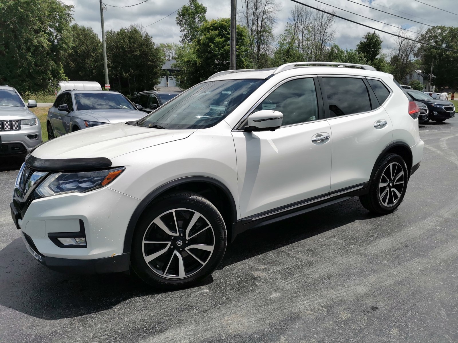 Photo of 2017 Nissan Rogue SL Premium for sale at Patterson Auto Sales in Madoc, ON