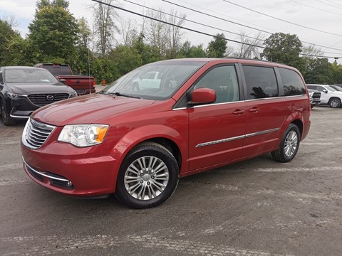 Photo of 2015 Chrysler Town & Country Touring-L  for sale at Patterson Auto Sales in Madoc, ON