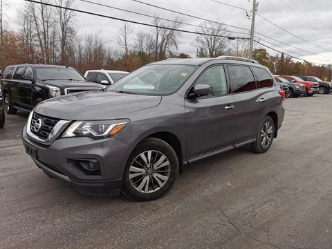 Photo of 2019 Nissan Pathfinder SV  for sale at Patterson Auto Sales in Madoc, ON