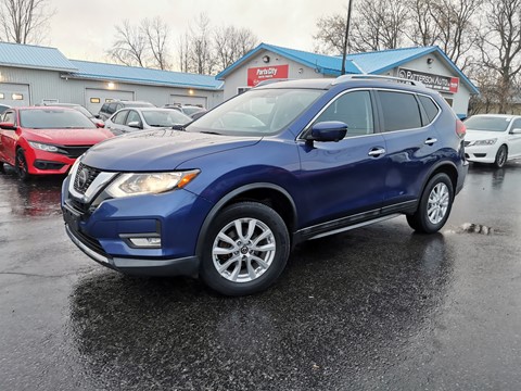 Photo of 2018 Nissan Rogue SV AWD for sale at Patterson Auto Sales in Madoc, ON