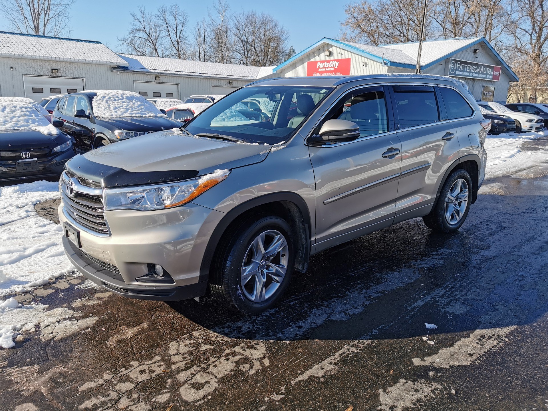 Creme Brulee Mica 2015 Toyota Highlander Limited AWD SUV / Crossover All-Wheel Drive 6-Speed Automatic