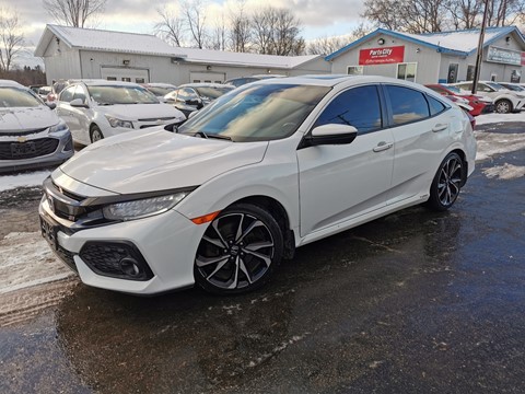 Photo of 2017 Honda Civic Si  for sale at Patterson Auto Sales in Madoc, ON