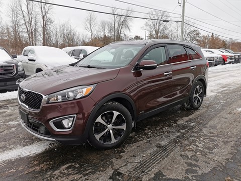 Photo of 2018 KIA Sorento EX AWD for sale at Patterson Auto Sales in Madoc, ON