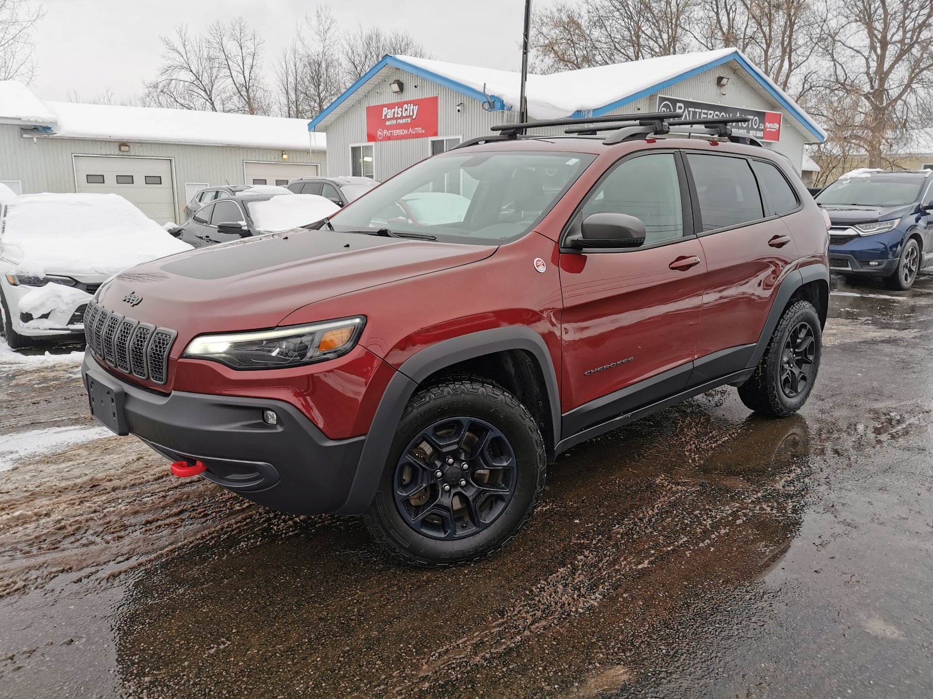 Velvet Red Pearl Coat 2019 Jeep Cherokee Trailhawk 4WD SUV / Crossover Four-Wheel Drive 9-Speed Automatic