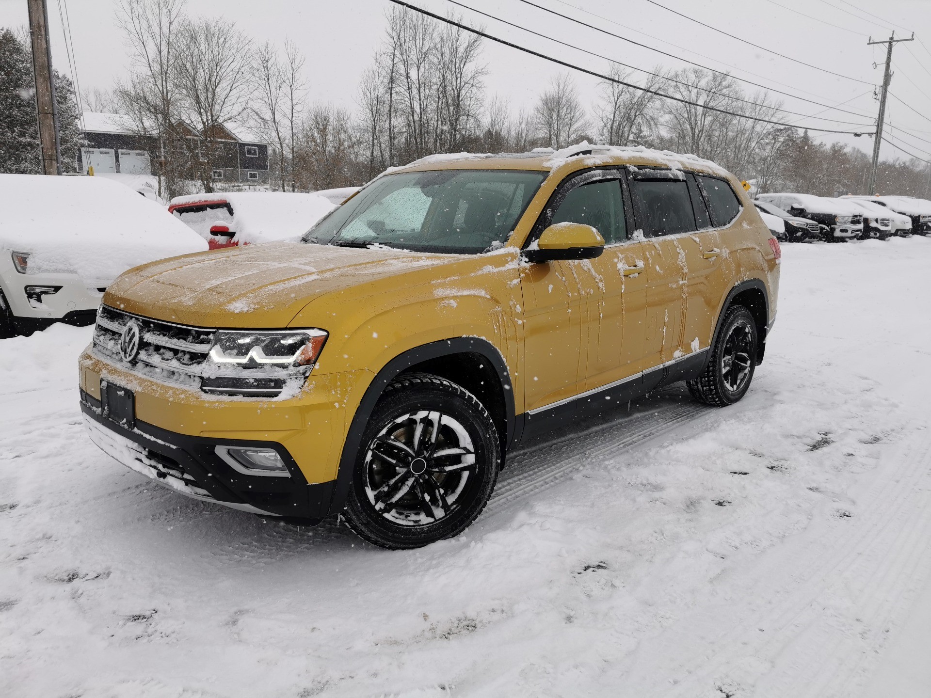 Kurkuma Yellow Metallic 2018 Volkswagen Atlas SEL 4Motion SUV / Crossover All-Wheel Drive 8-Speed Automatic