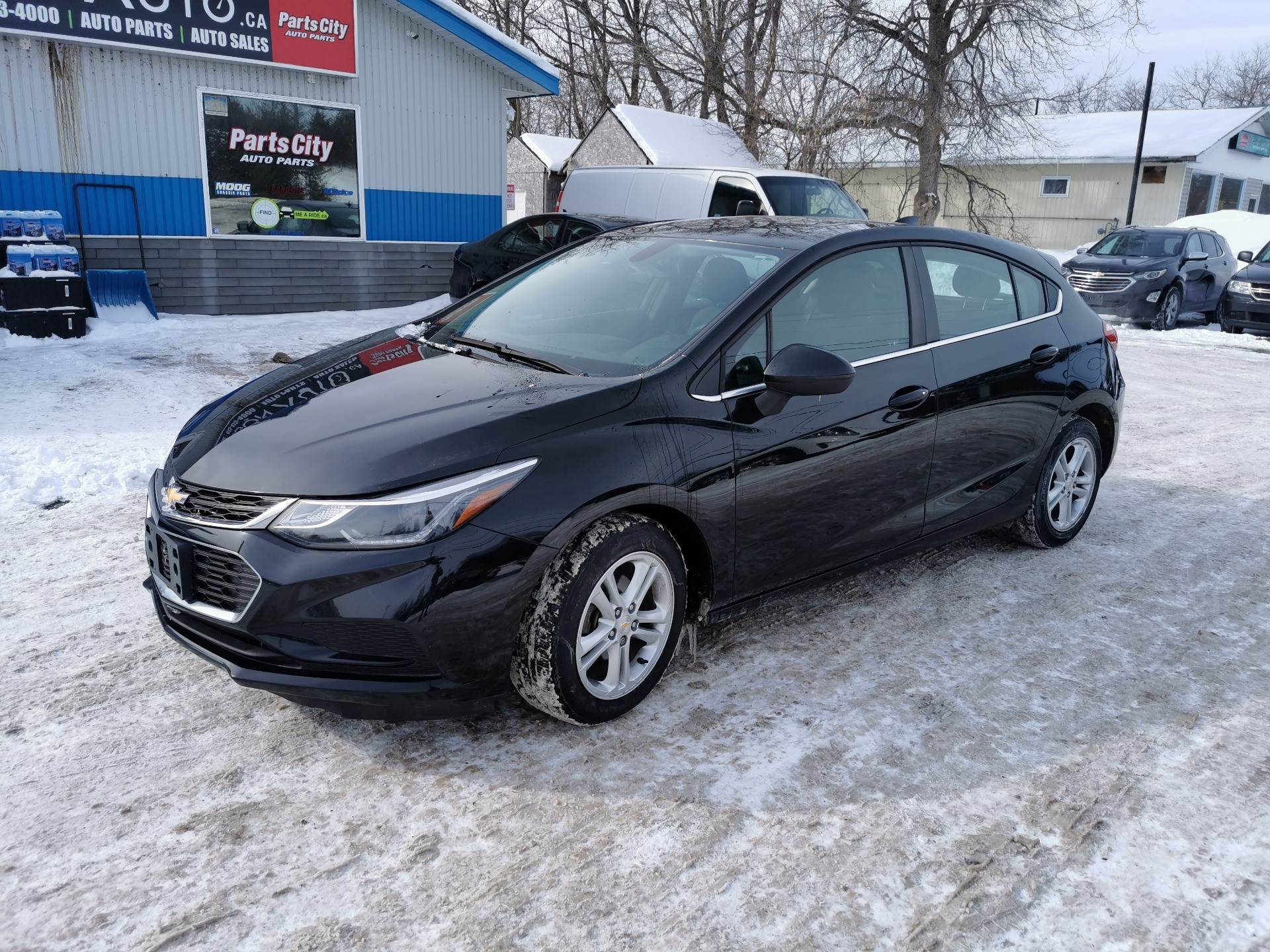 Chevrolet Cruze LT Hatchback FWD