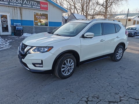 Photo of 2018 Nissan Rogue SV AWD for sale at Patterson Auto Sales in Madoc, ON