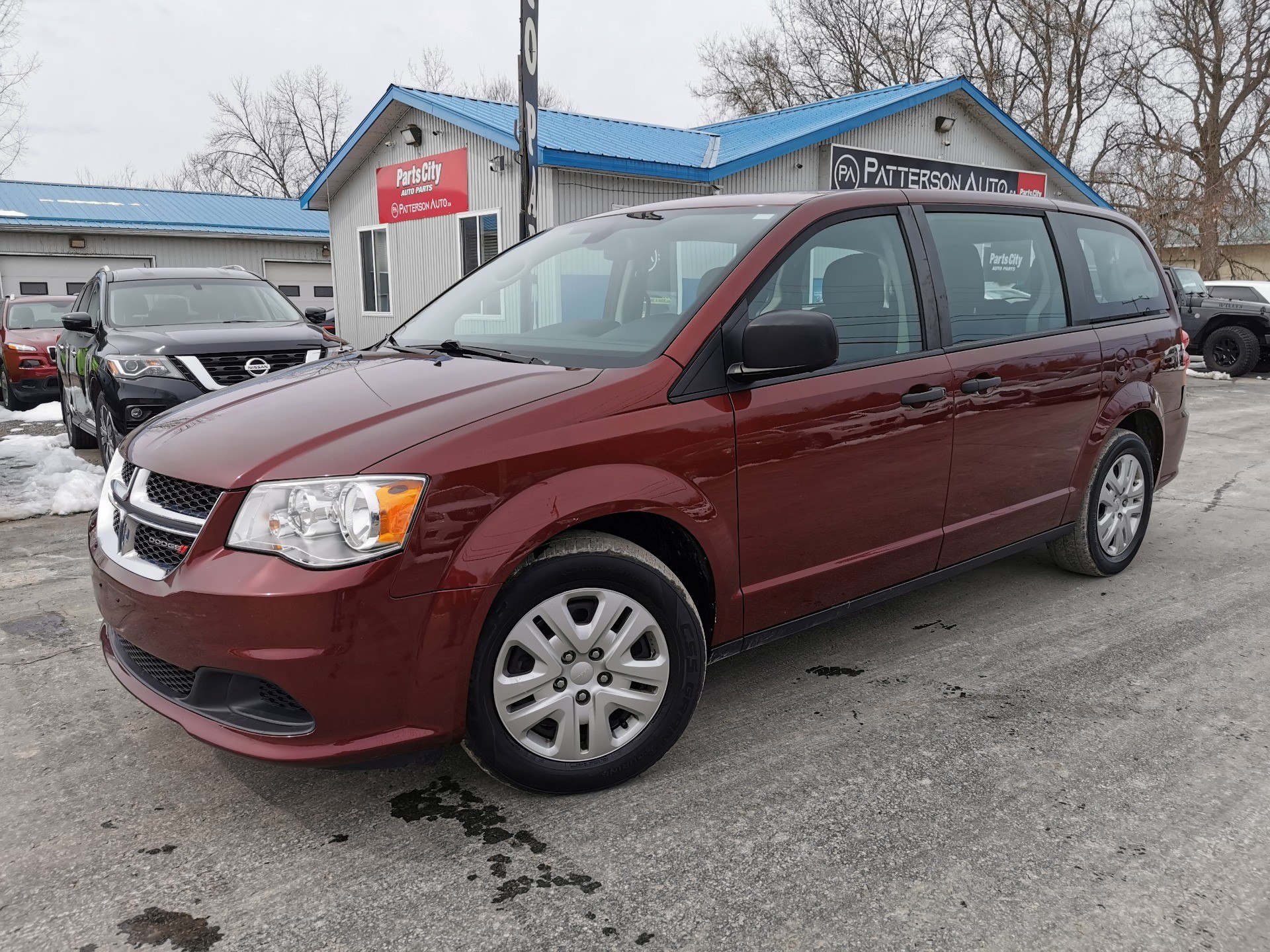 Octane Red Pearl Coat 2019 Dodge Grand Caravan Minivan Front-Wheel Drive 6-Speed Automatic