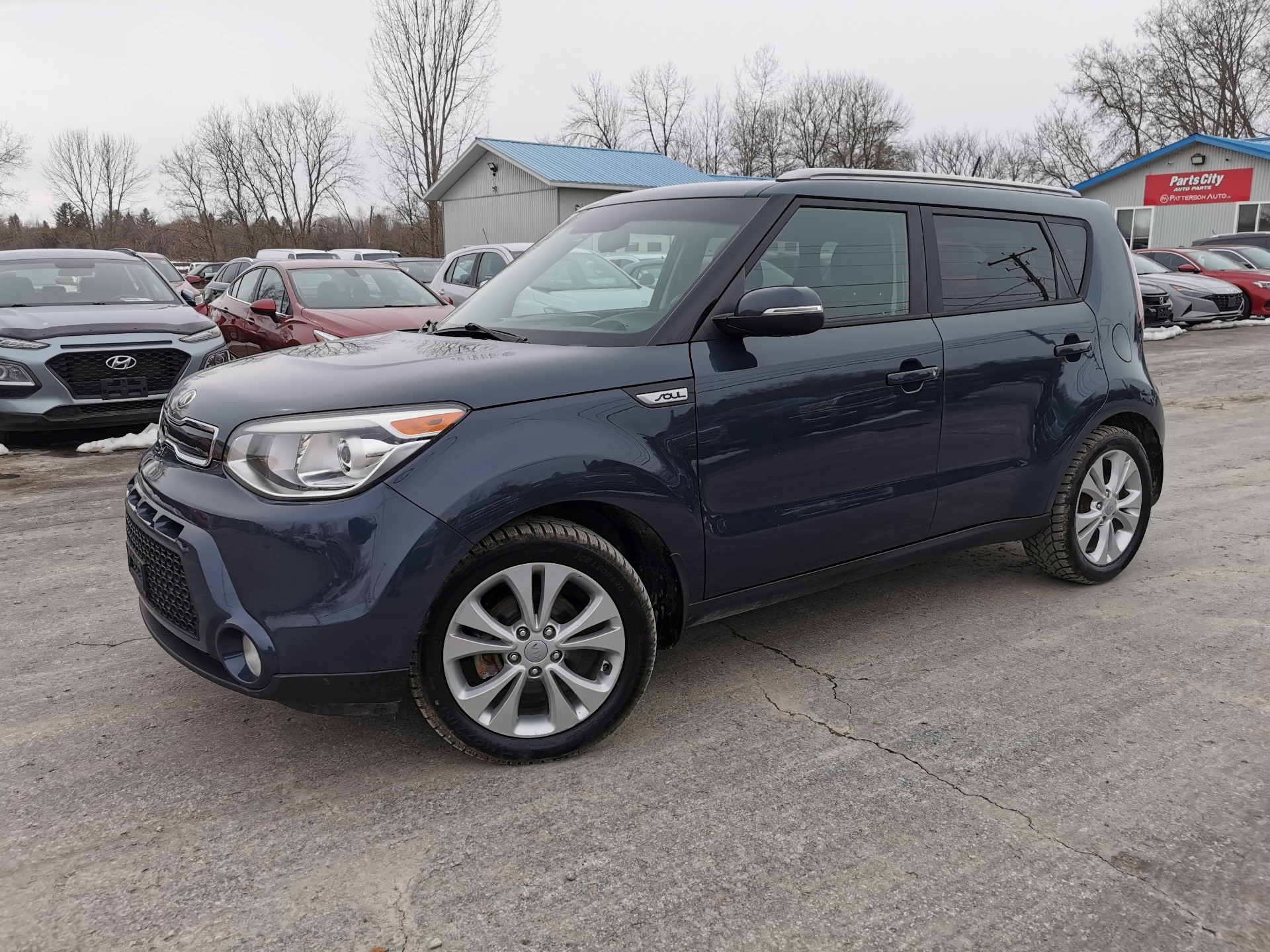 2016 Kia Soul +