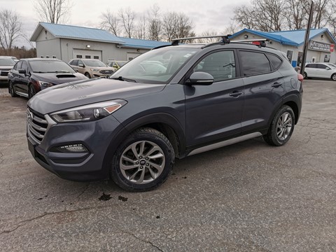 Photo of 2018 Hyundai Tucson SEL Plus for sale at Patterson Auto Sales in Madoc, ON