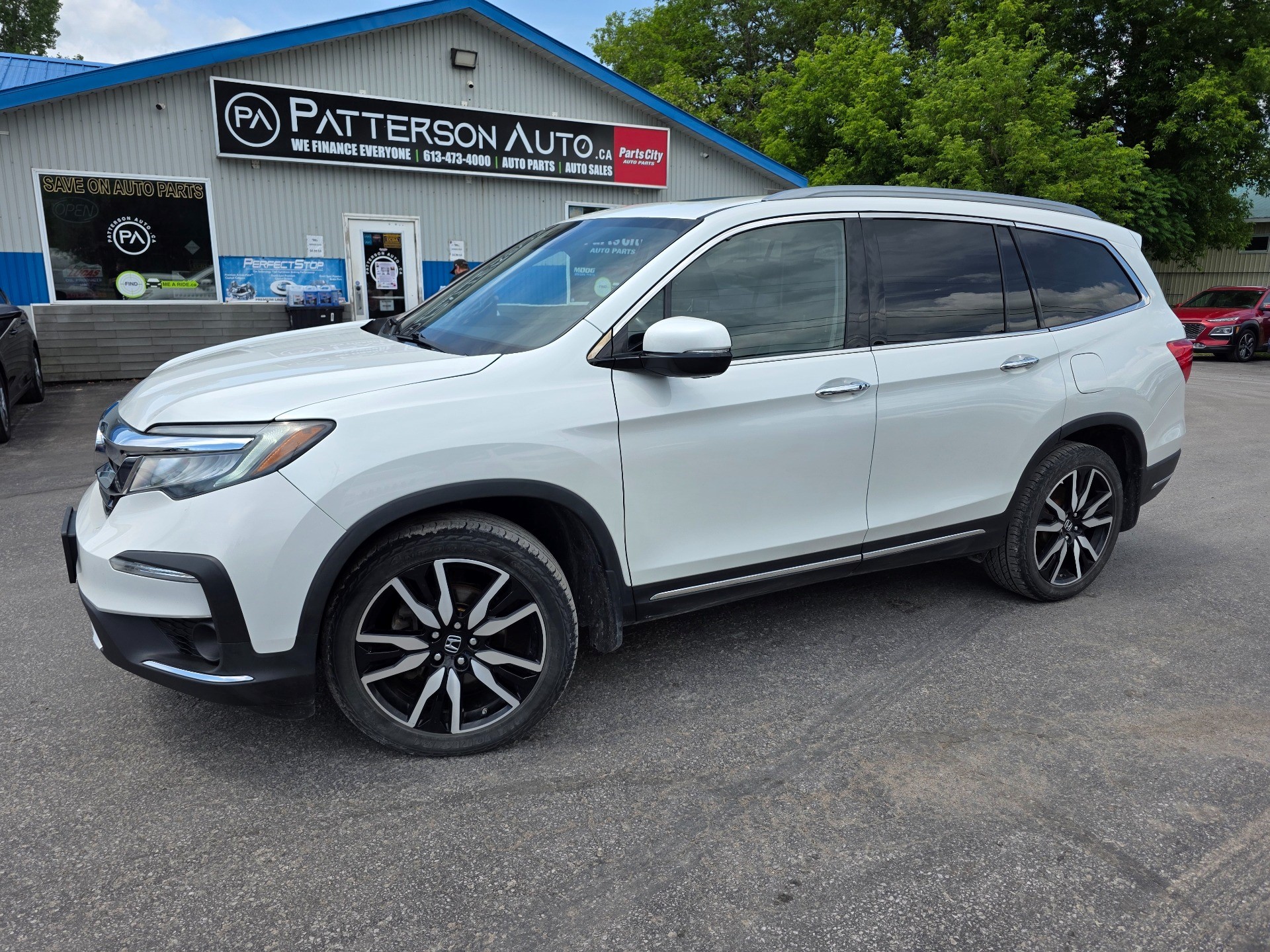 Platinum White Pearl 2020 Honda Pilot Touring AWD with Rear Captain's Chairs SUV / Crossover All-Wheel Drive 6-Speed Automatic