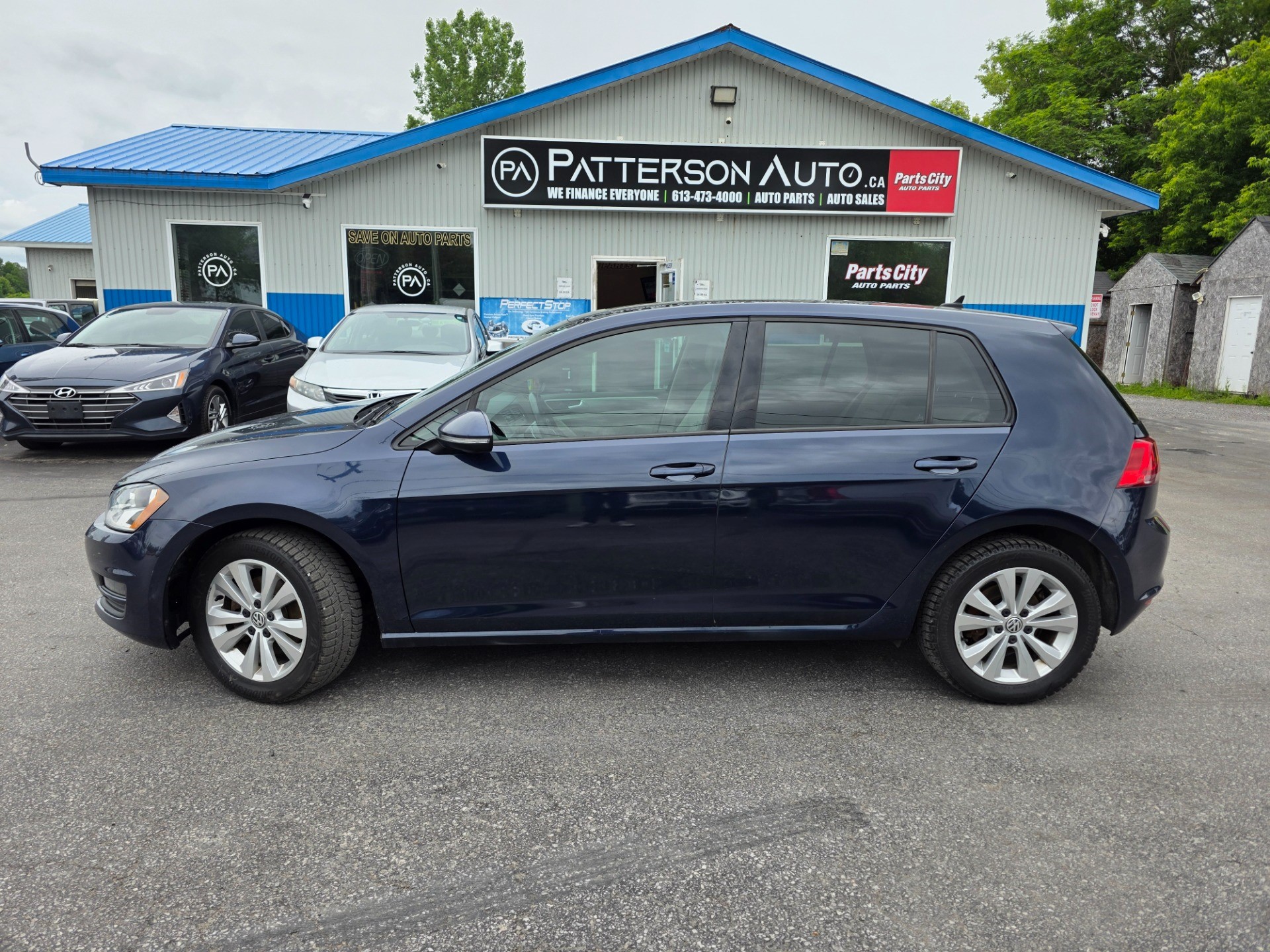 Night Blue Metallic 2015 Volkswagen Golf Hatchback Front-Wheel Drive 5-Speed Manual