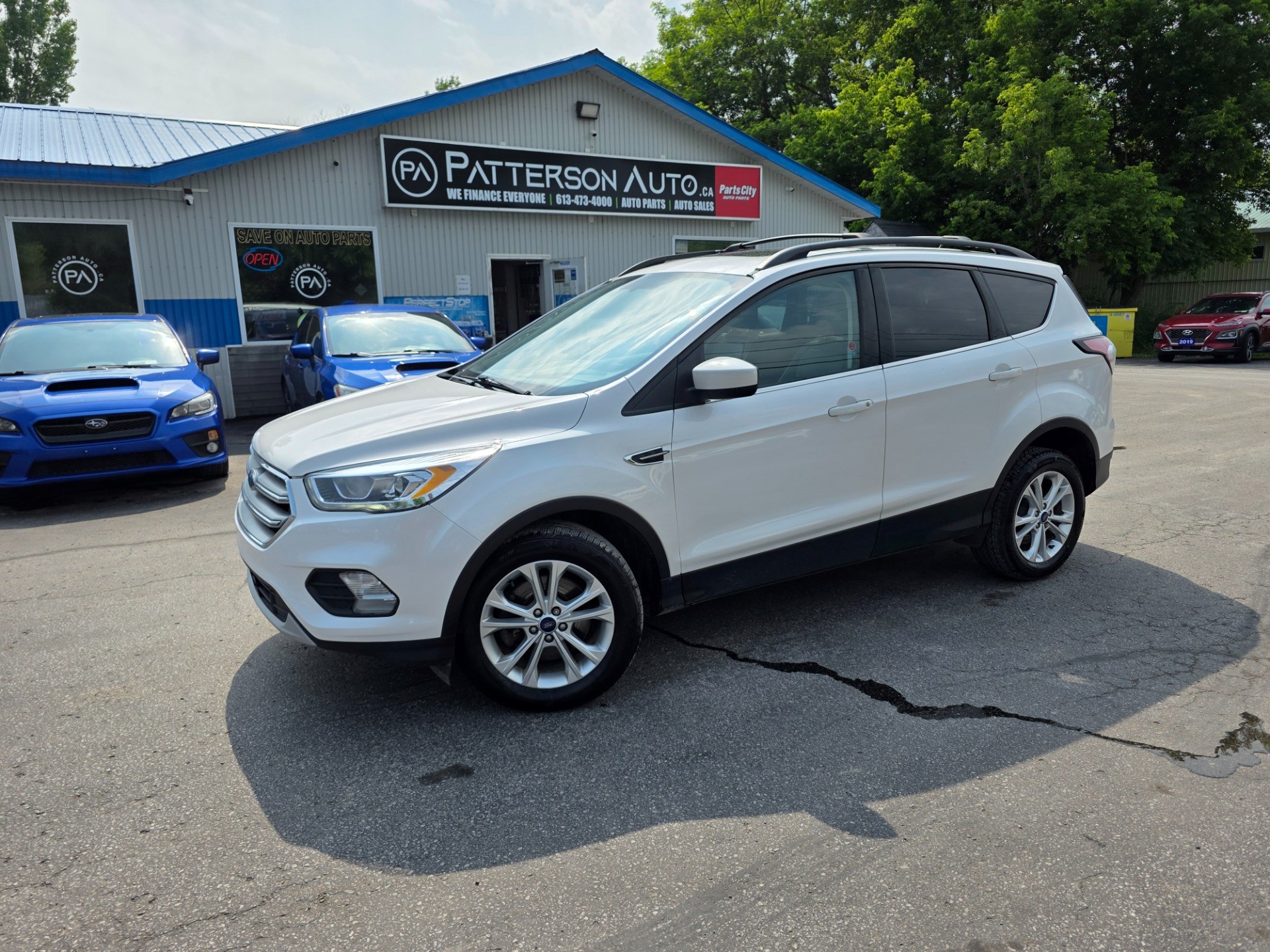 Oxford White 2017 Ford Escape SUV / Crossover All-Wheel Drive 6-Speed Automatic