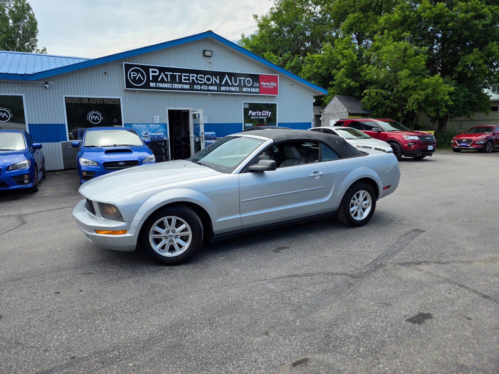 Satin Silver Metallic with Black Soft Top 2006 Ford Mustang Coupe 5-Speed Automatic