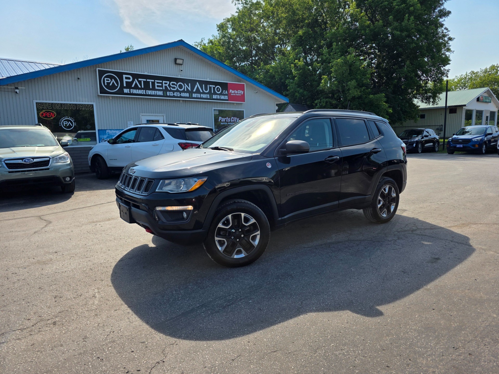 Diamond Black Crystal Pearl Coat 2018 Jeep Compass SUV / Crossover Four-Wheel Drive 9-Speed Automatic