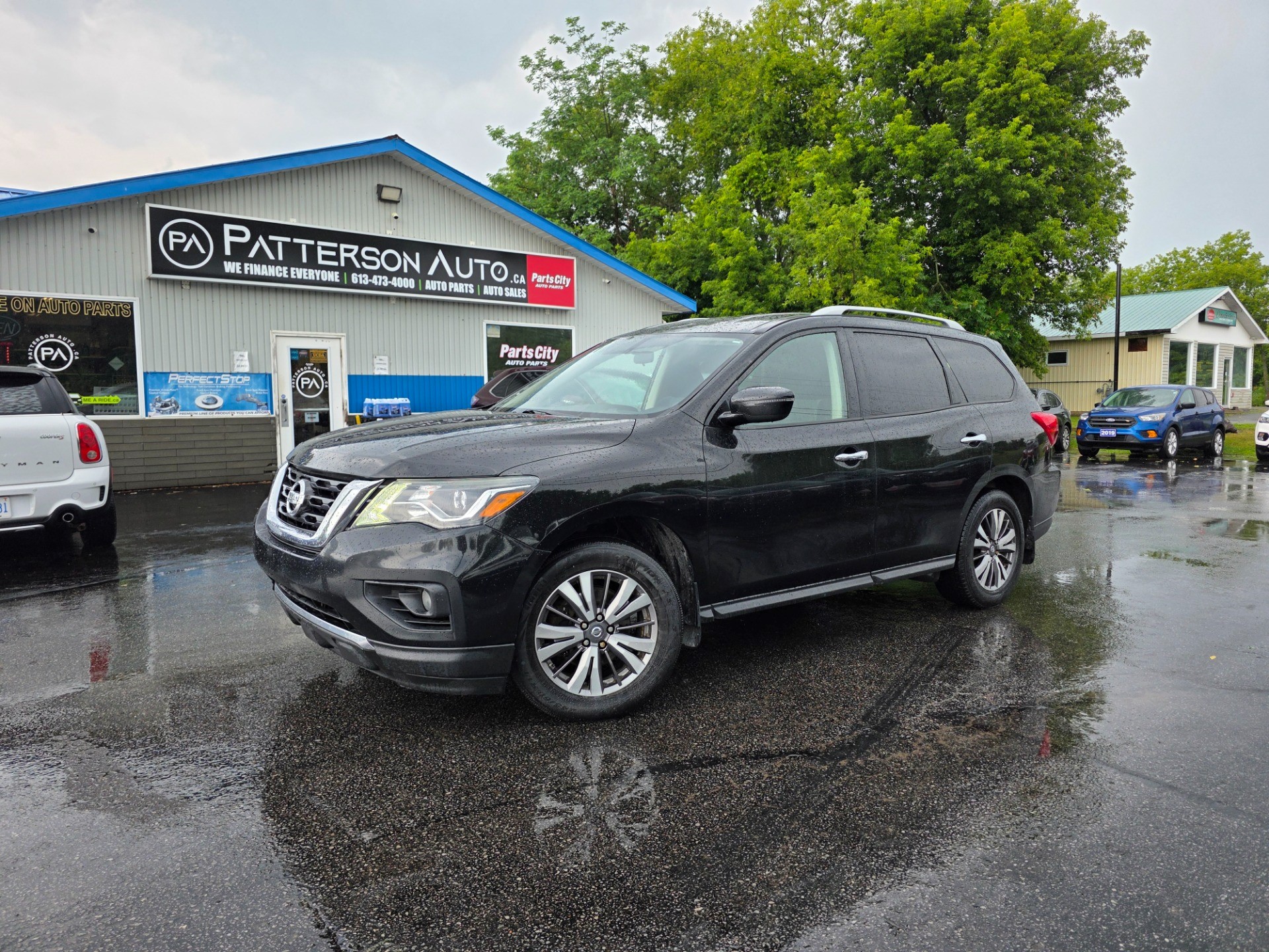 Gray (Magnetic Black Metallic) 2018 Nissan Pathfinder SUV / Crossover Four-Wheel Drive Continuously Variable Transmission