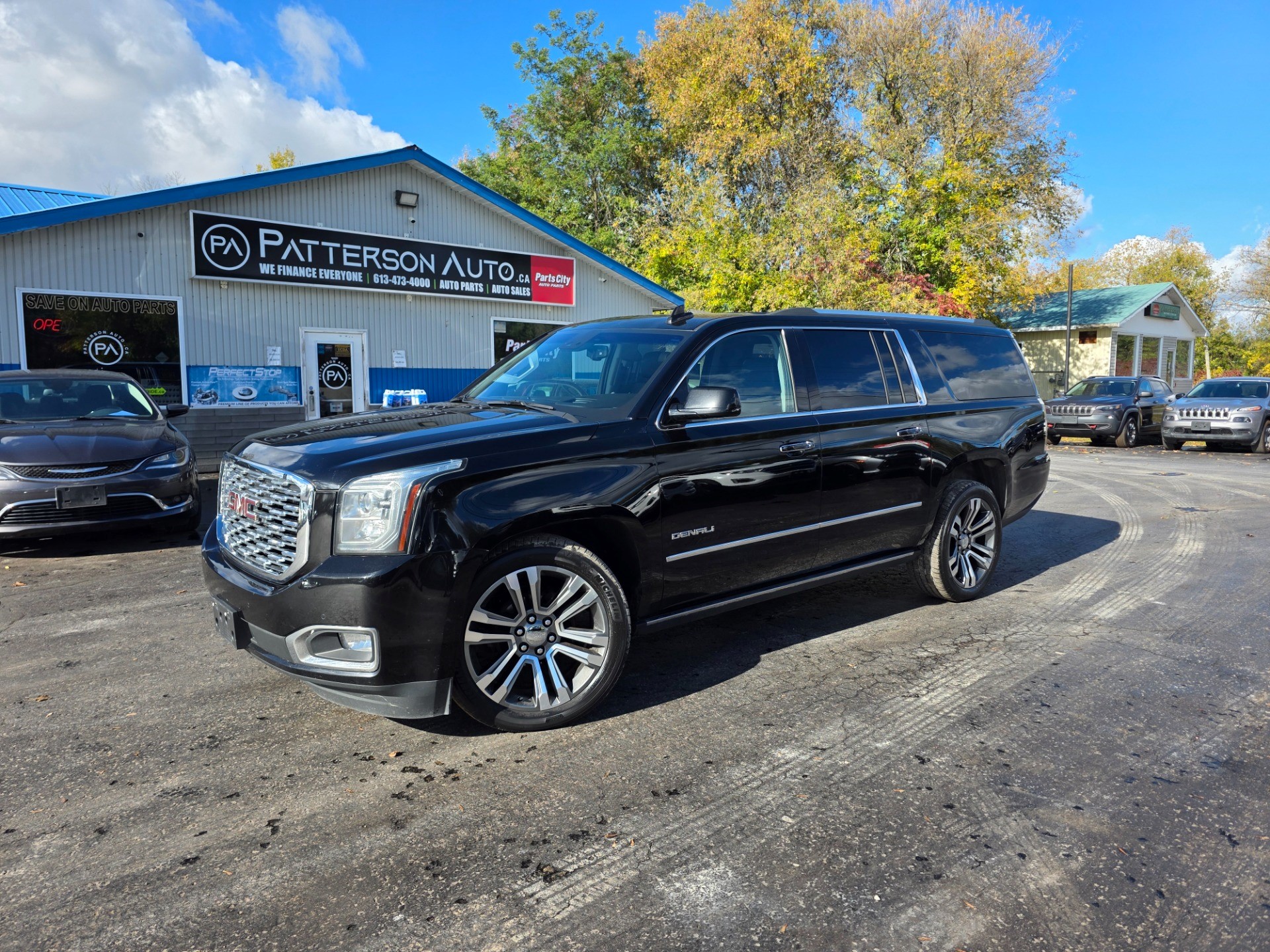 Black 2019 GMC Yukon XL SUV / Crossover Four-Wheel Drive Automatic