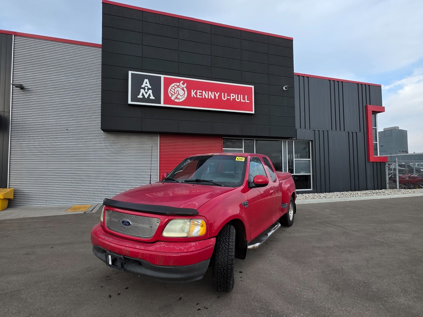 Photo of 2002 Ford F-150 XLT Flareside for sale at Kenny Windsor in Windsor, ON