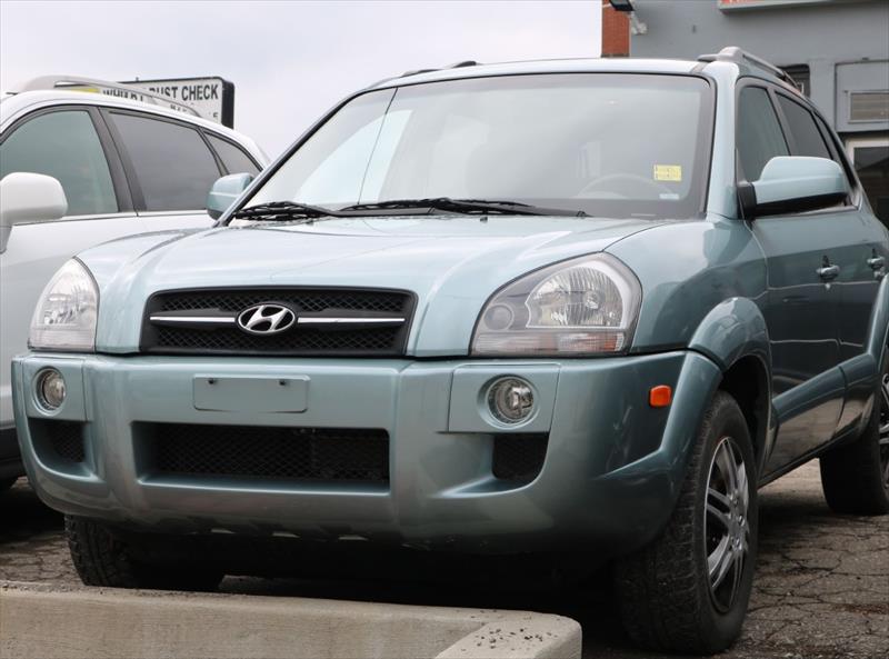 Photo of  2008 Hyundai Tucson SE 2.7 for sale at The Car Shoppe in Whitby, ON