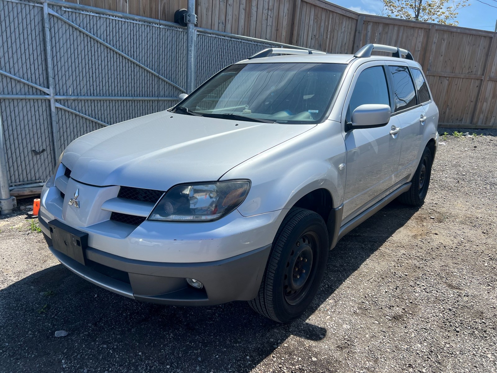 Photo of 2003 Mitsubishi Outlander  XLS  for sale at Kenny Ajax in Ajax, ON