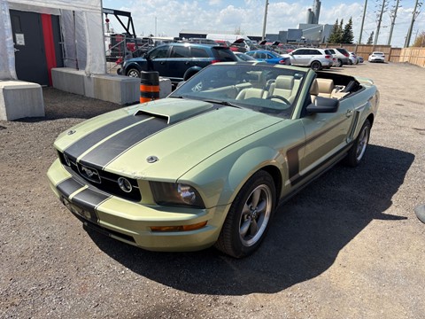 Photo d'une 2006 Ford Mustang V6  à vendre chez Kenny Ajax à Ajax, ON