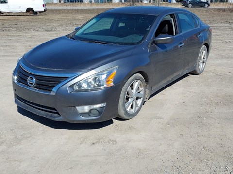 Photo of AsIs 2014 Nissan Altima 2.5  for sale at Kenny Gatineau in Gatineau, QC