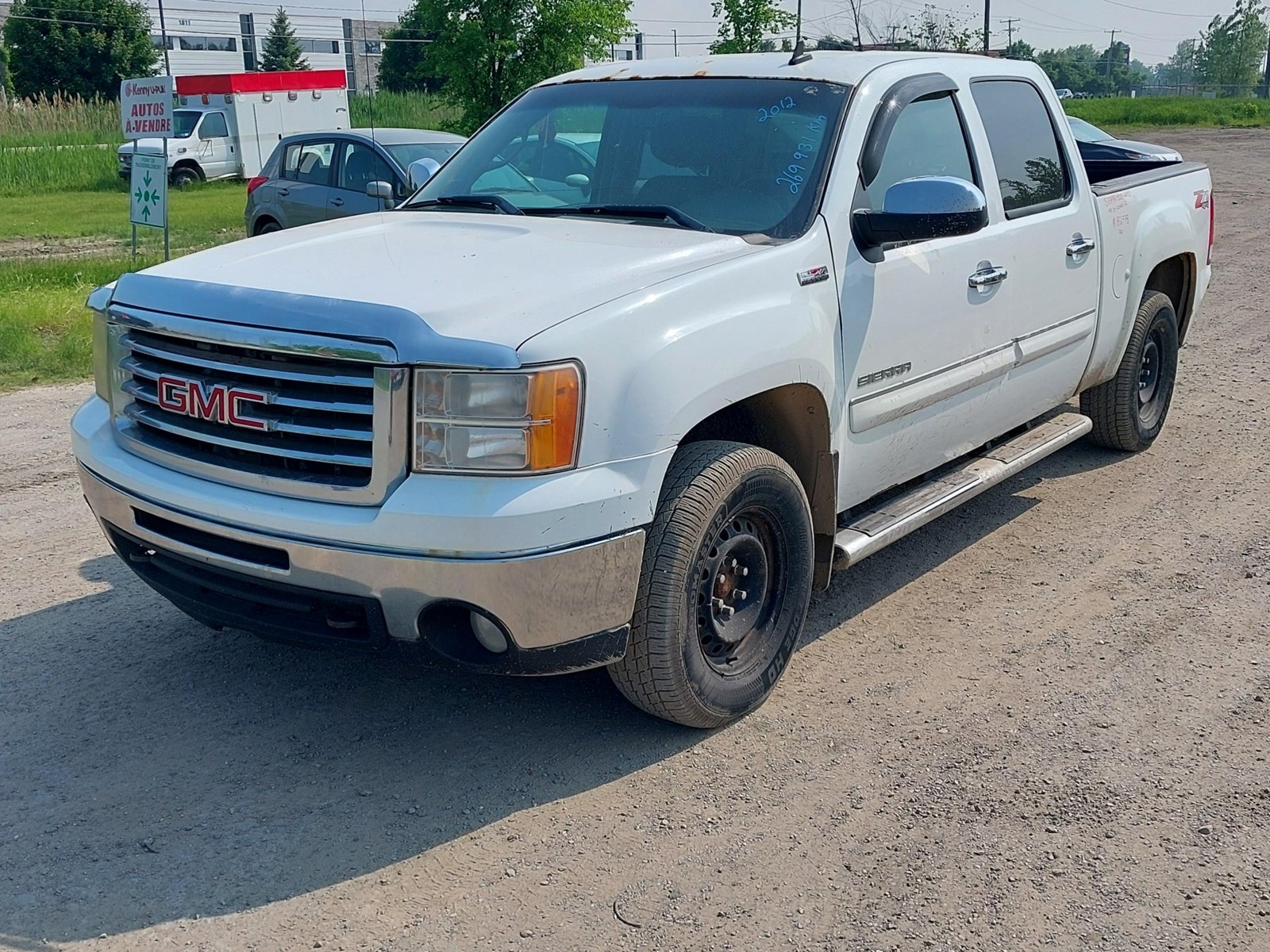 Photo of 2012 GMC Sierra 1500 SLE  for sale at Kenny Gatineau in Gatineau, QC