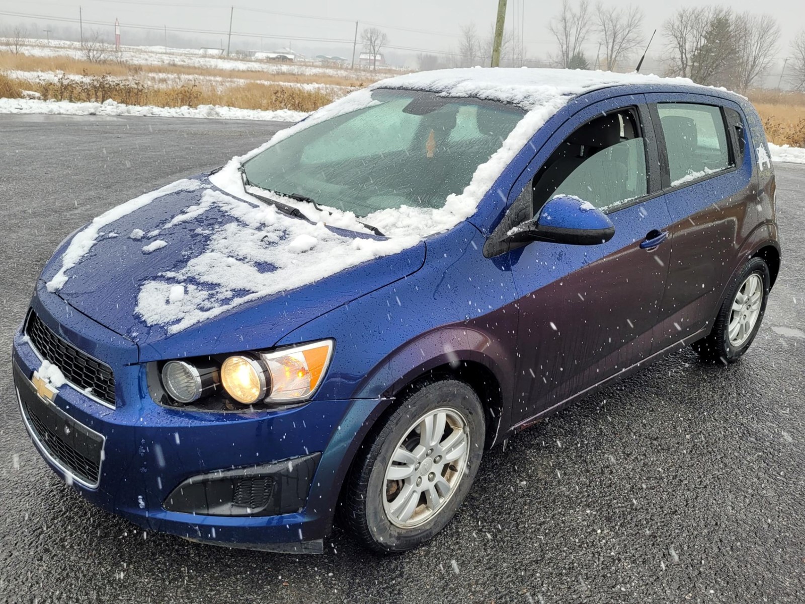 Photo of 2013 Chevrolet Sonic LS  for sale at Kenny Gatineau in Gatineau, QC