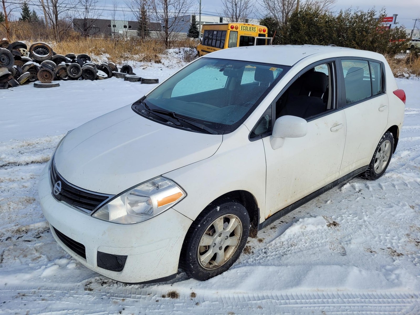 Photo of 2012 Nissan Versa 1.8 S for sale at Kenny Gatineau in Gatineau, QC