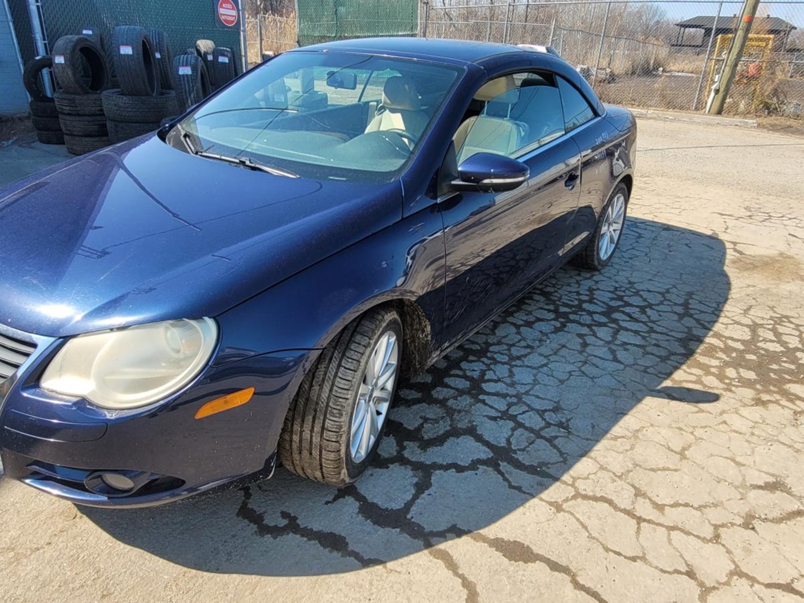 Photo of 2010 Volkswagen EOS Komfort  for sale at Kenny Gatineau in Gatineau, QC