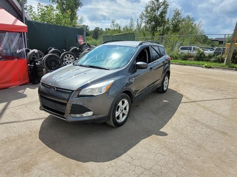 Photo of 2015 Ford Escape SE 4WD for sale at Kenny Gatineau in Gatineau, QC