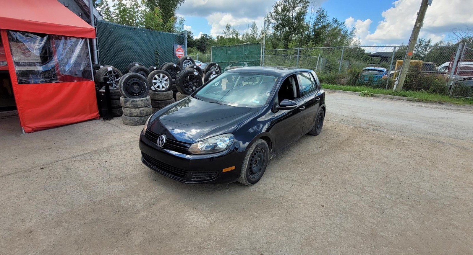 Photo of 2010 Volkswagen Golf 2.5L  for sale at Kenny Gatineau in Gatineau, QC