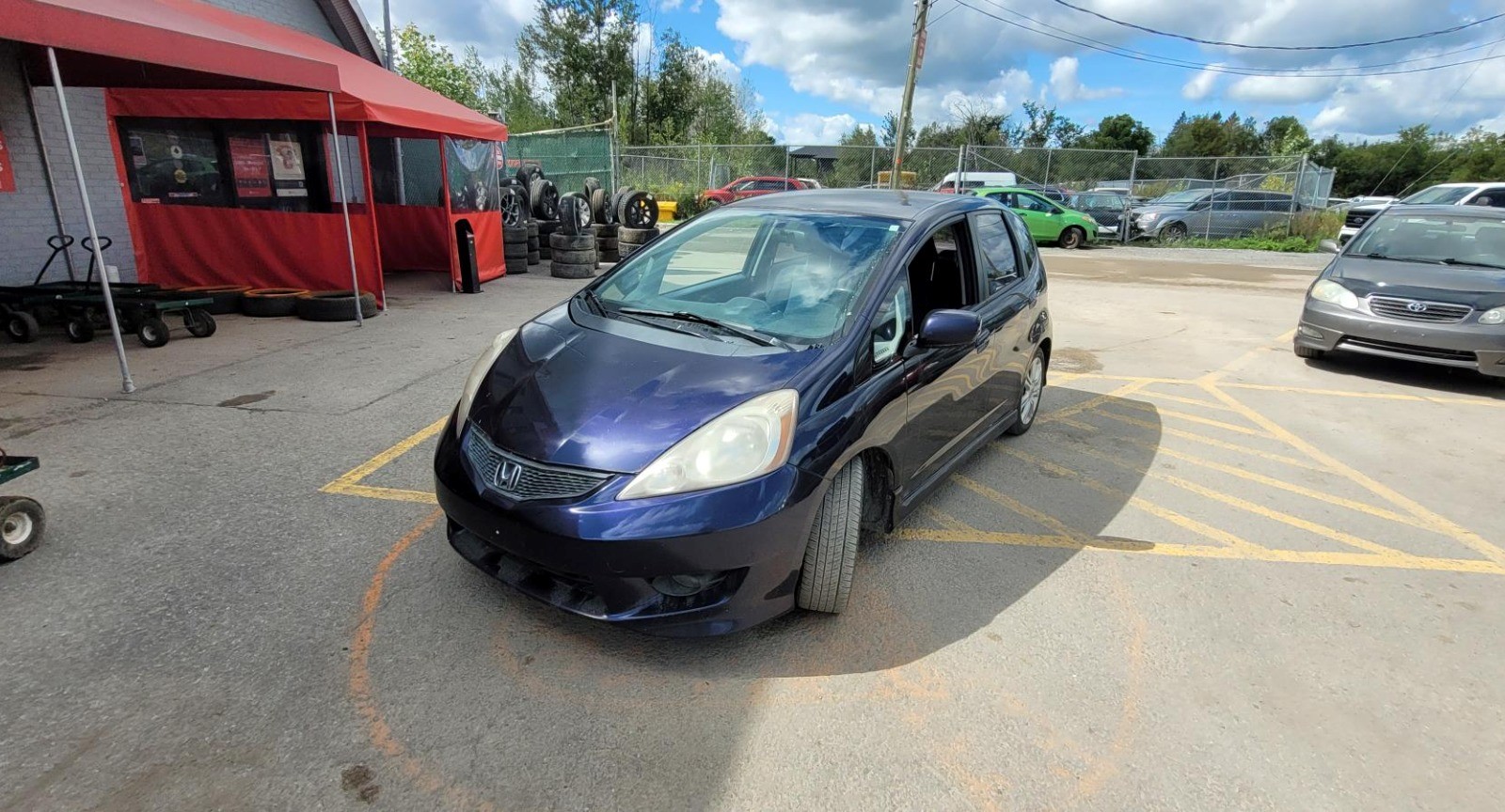 Photo of 2009 Honda Fit Sport w/Navigation for sale at Kenny Gatineau in Gatineau, QC
