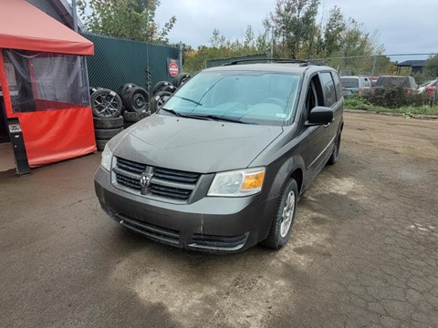 Photo d'une 2010 Dodge Grand Caravan SE  à vendre chez Kenny Gatineau à Gatineau, QC