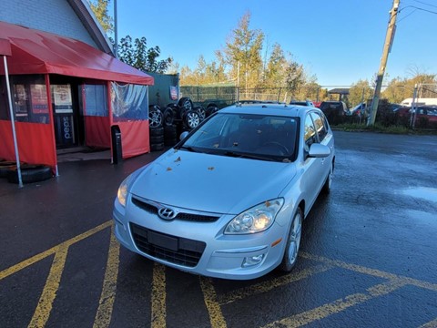 Photo of 2010 Hyundai Elantra Touring GLS  for sale at Kenny Gatineau in Gatineau, QC