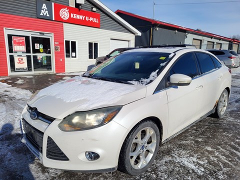 Photo d'une 2013 Ford Focus Titanium  à vendre chez Kenny Cornwall à Long Sault, ON
