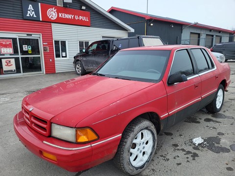 Photo d'une 1994 Dodge Spirit   à vendre chez Kenny Cornwall à Long Sault, ON