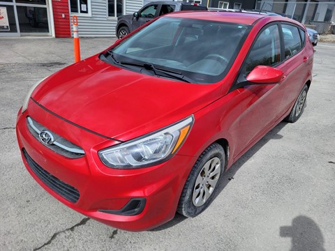 Photo of 2017 Hyundai Accent SE  for sale at Kenny Cornwall in Long Sault, ON