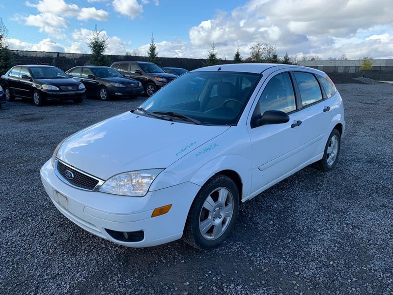 Photo of  2006 Ford Focus ZX5 SE for sale at Kenny Ottawa in Ottawa, ON